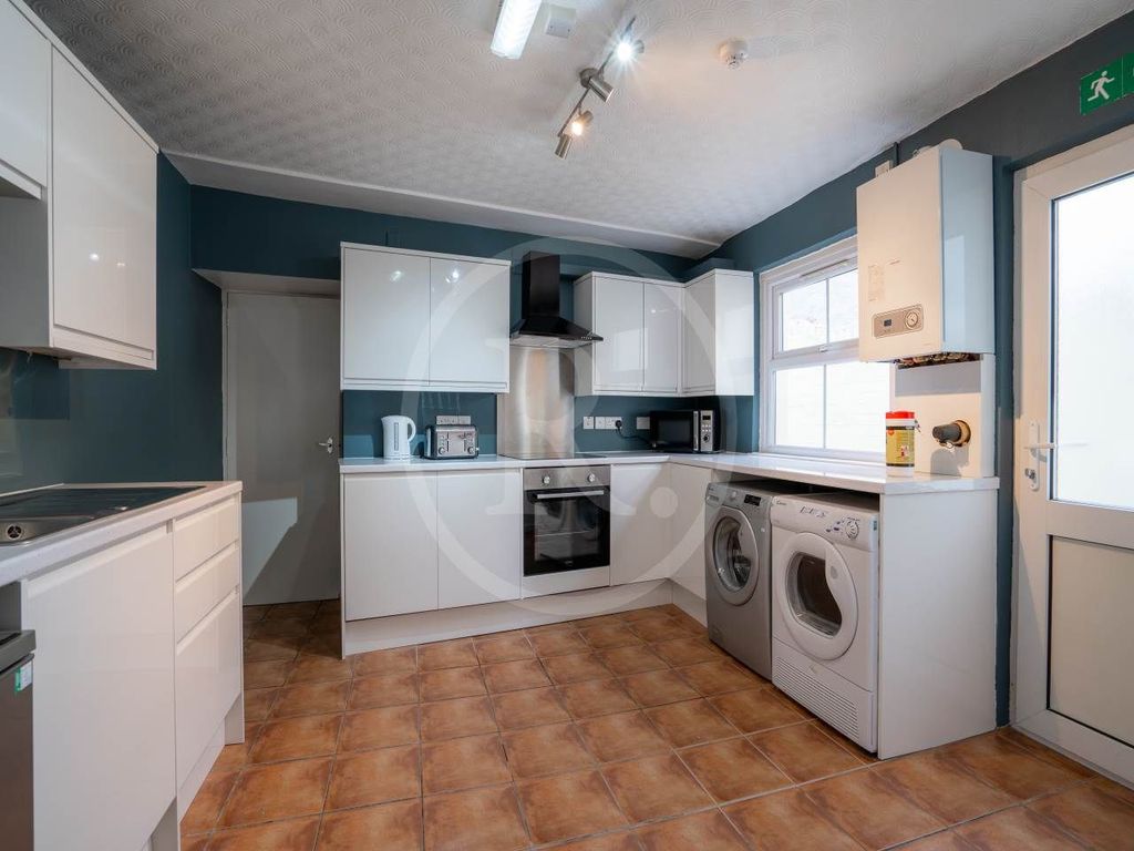 Additional image 3 of 6 bed semi-detached house to rentWestern Villa, Trefechan, Aberystwyth SY23