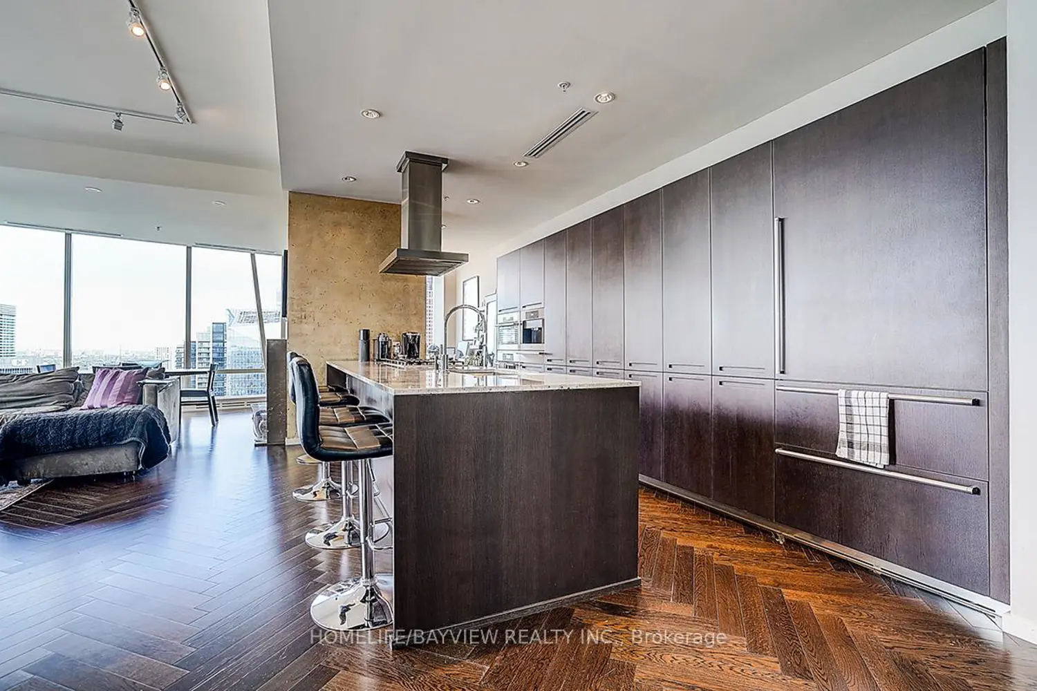 Additional image 5 of 180 University Avenue 5404