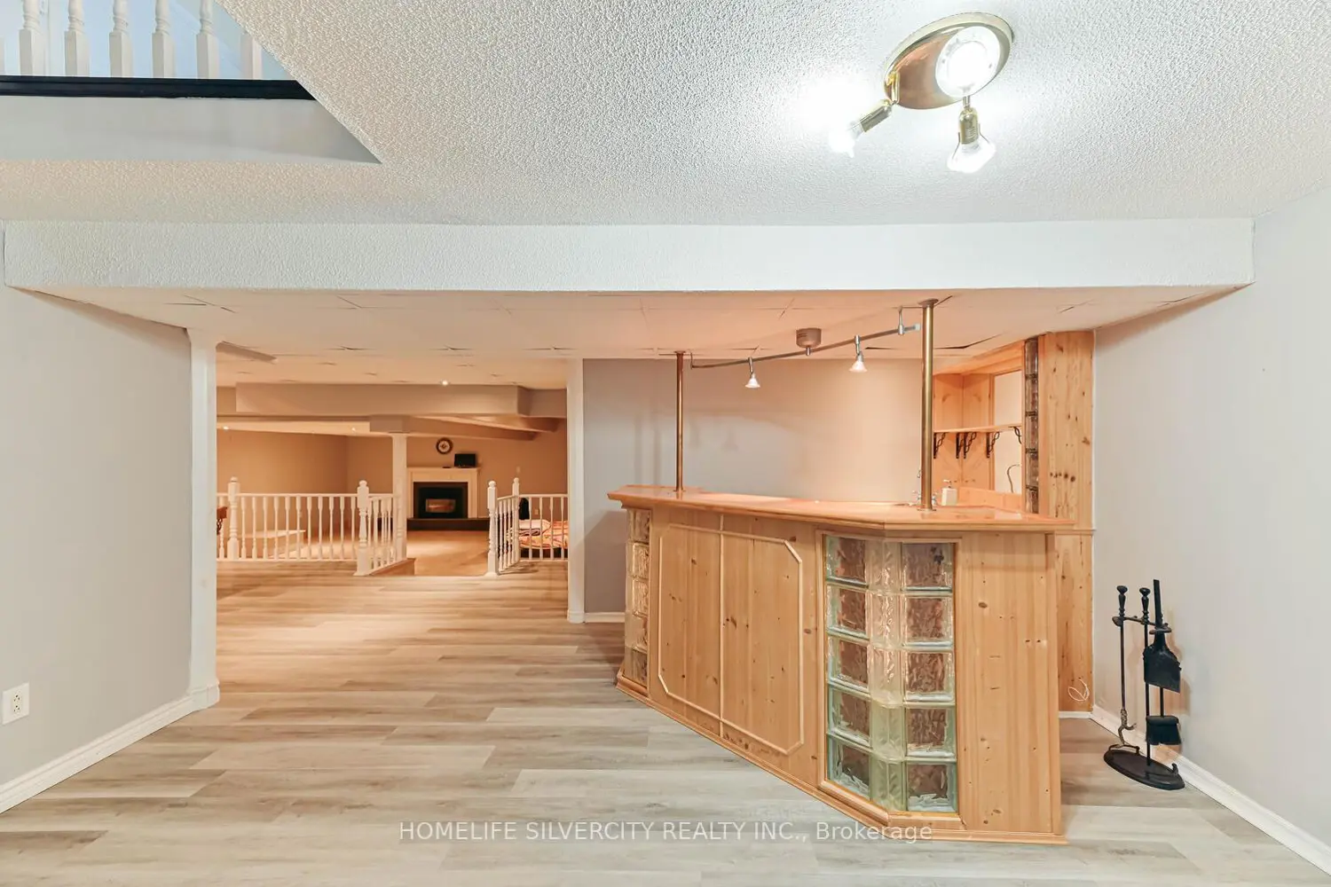 Additional image 14 of 18805 Willoghby Road