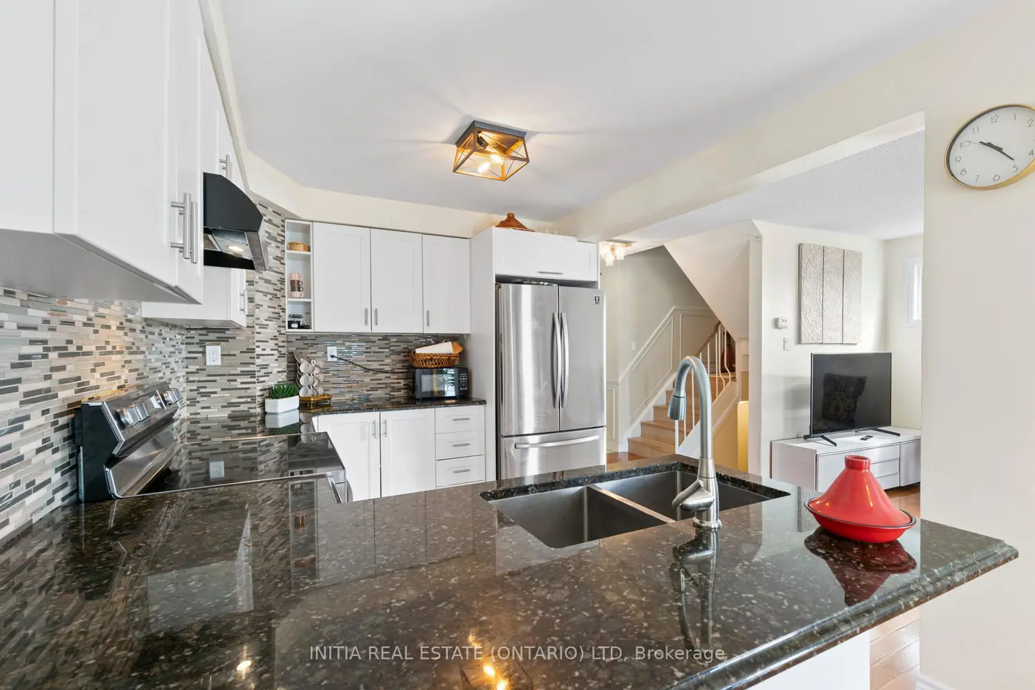 Additional image 3 of 700 Osgoode Drive 16