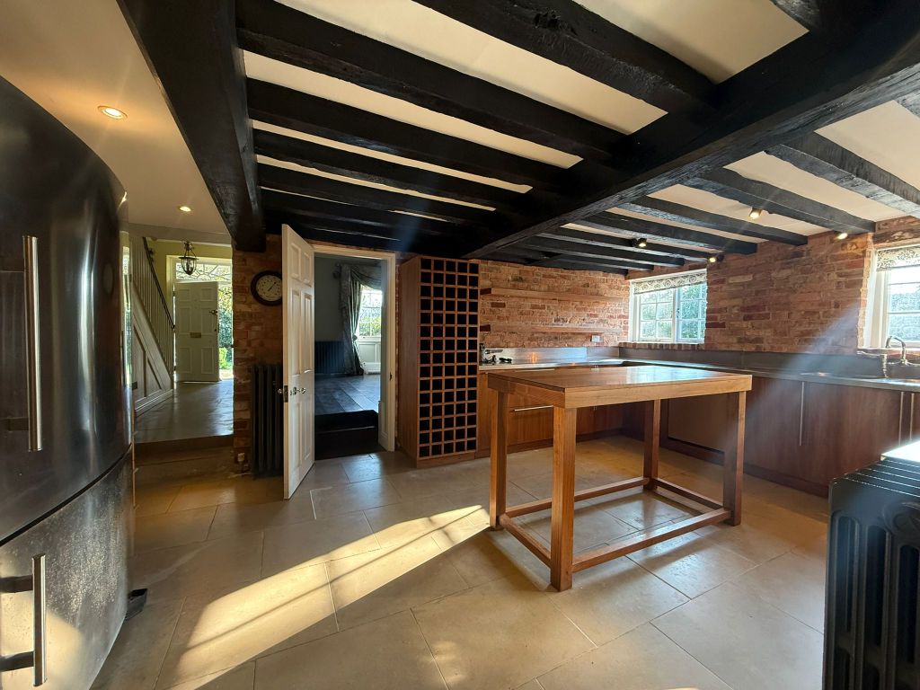 Additional image 5 of 5 bed country house to rentBrinkworth, Chippenham SN15