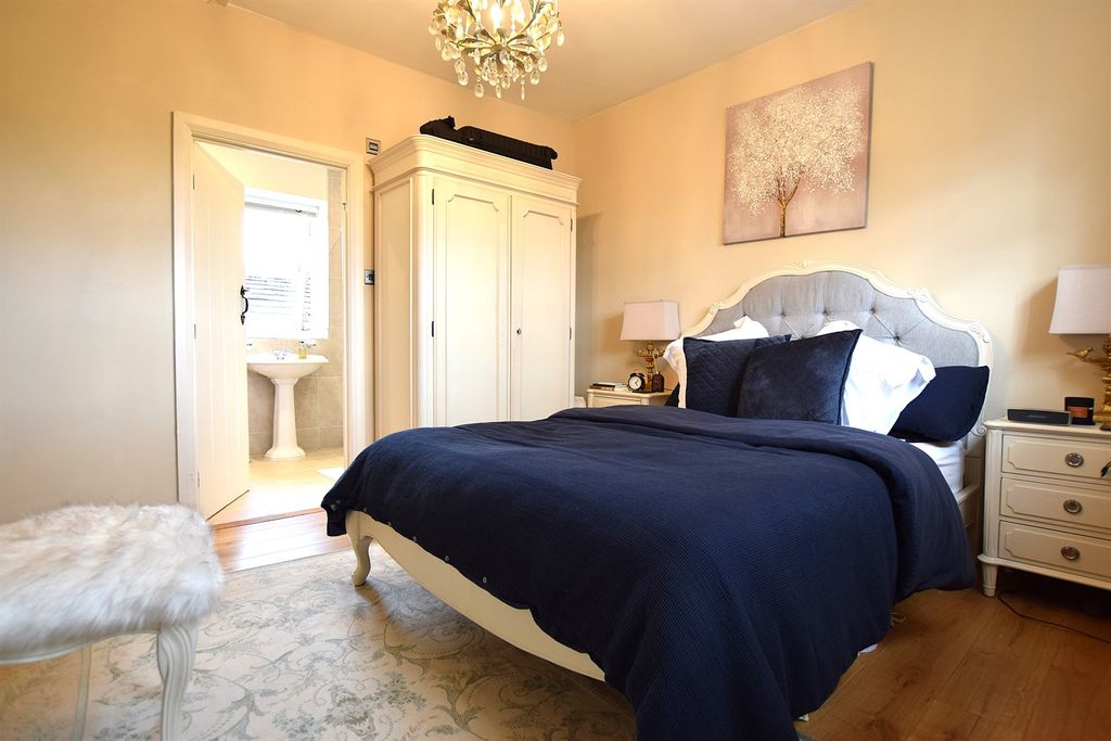 Additional image 17 of 3 bed detached house to rentAndertons Lane, Henbury, Macclesfield SK10