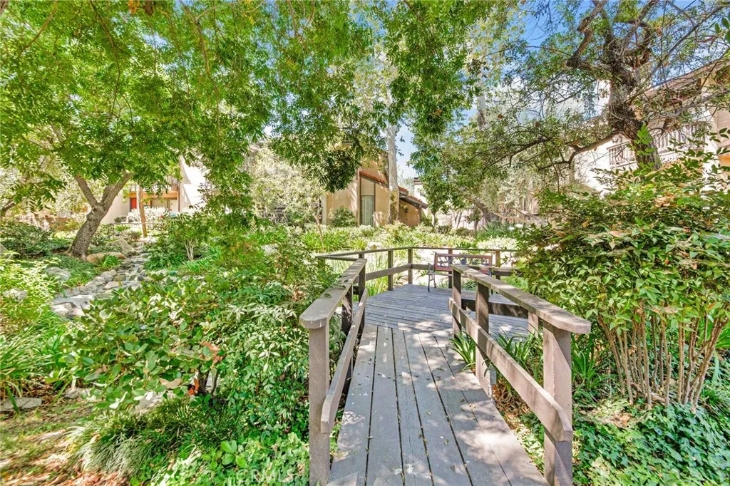 Additional image 95 of 5757 Owensmouth Avenue Unit 20, Woodland Hills, CA 91367