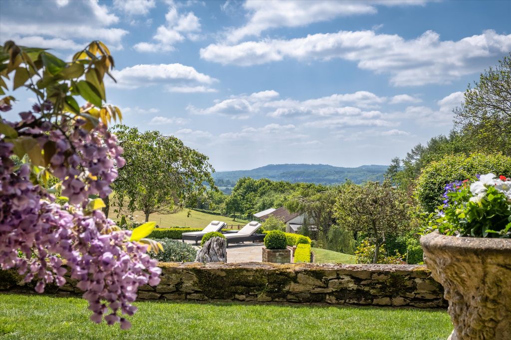Additional image 26 of 6 bed detached house to rentHalfpenny Lane, Guildford, Surrey GU4