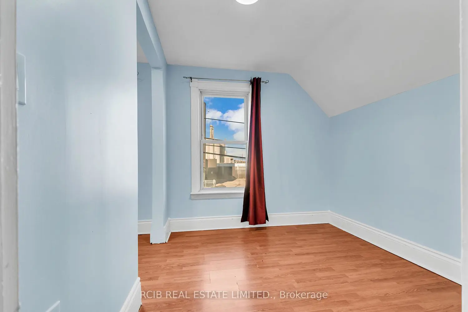 Additional image 7 of 224 Burlington Street