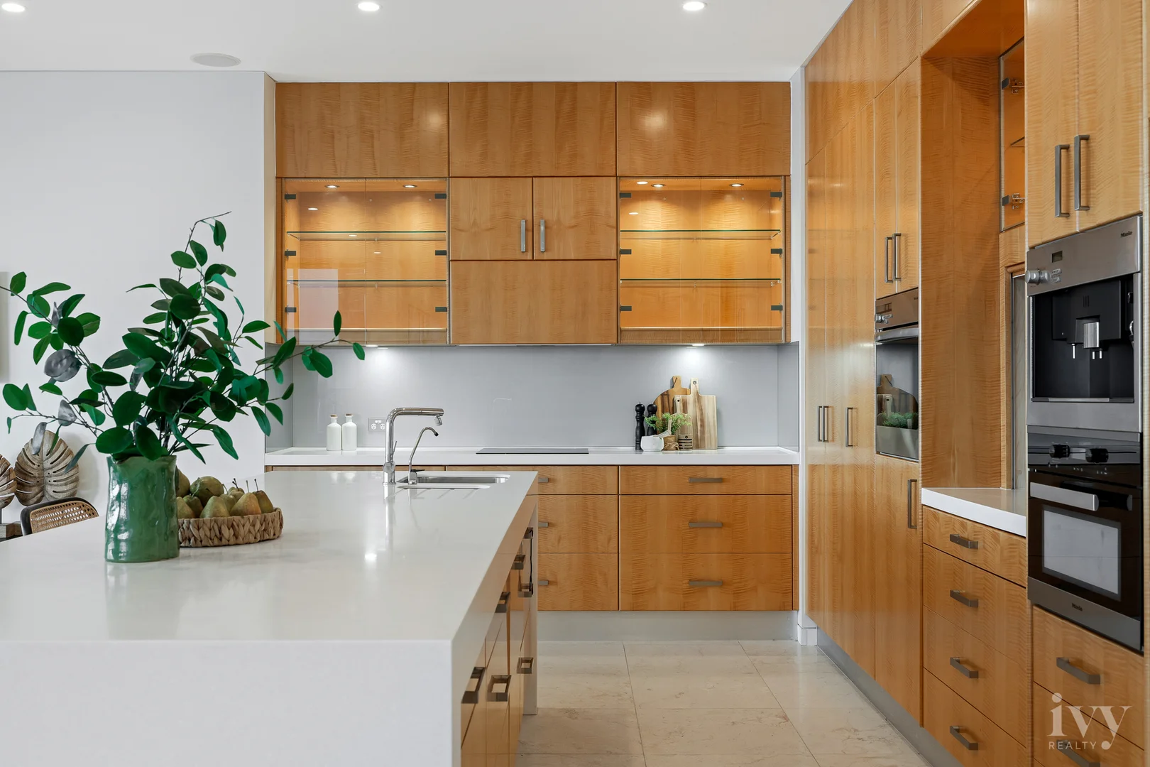 Additional image 5 of 8 King Charles Drive, Sovereign Islands QLD 4216