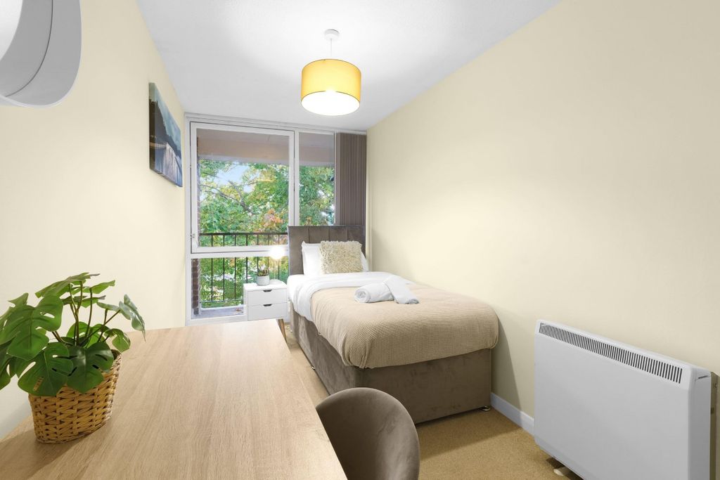 Additional image 12 of 2 bed flat to rentWokingham Road, Binfield, Bracknell RG42
