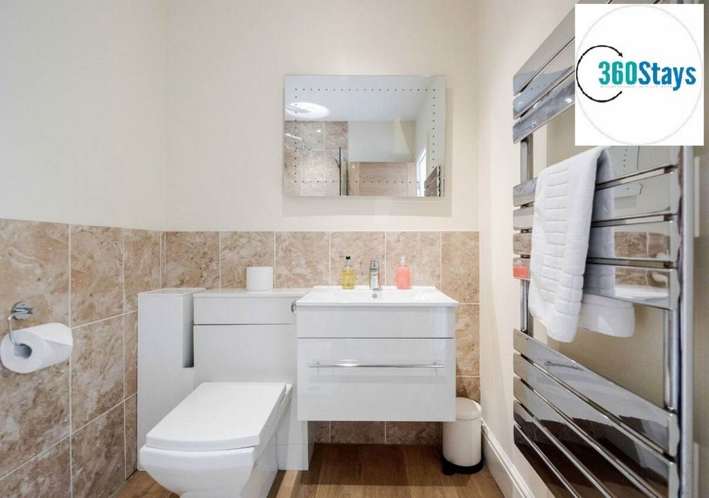 Additional image 10 of 2 bed flat to rentQueen Street, Maidenhead SL6