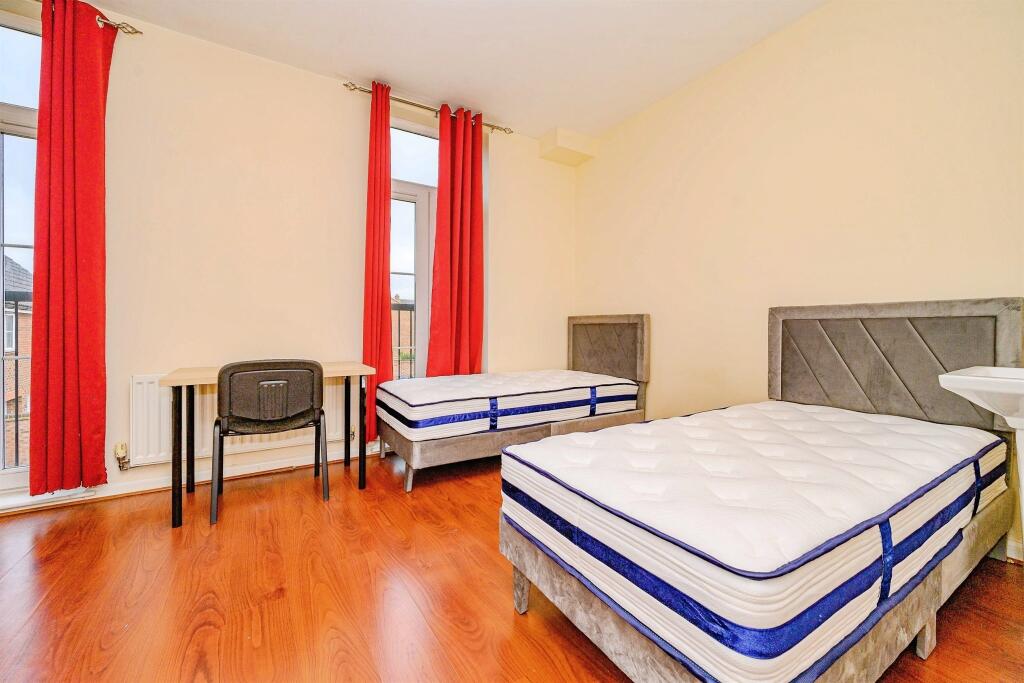 Additional image 5 of Mosquito Way, Hatfield