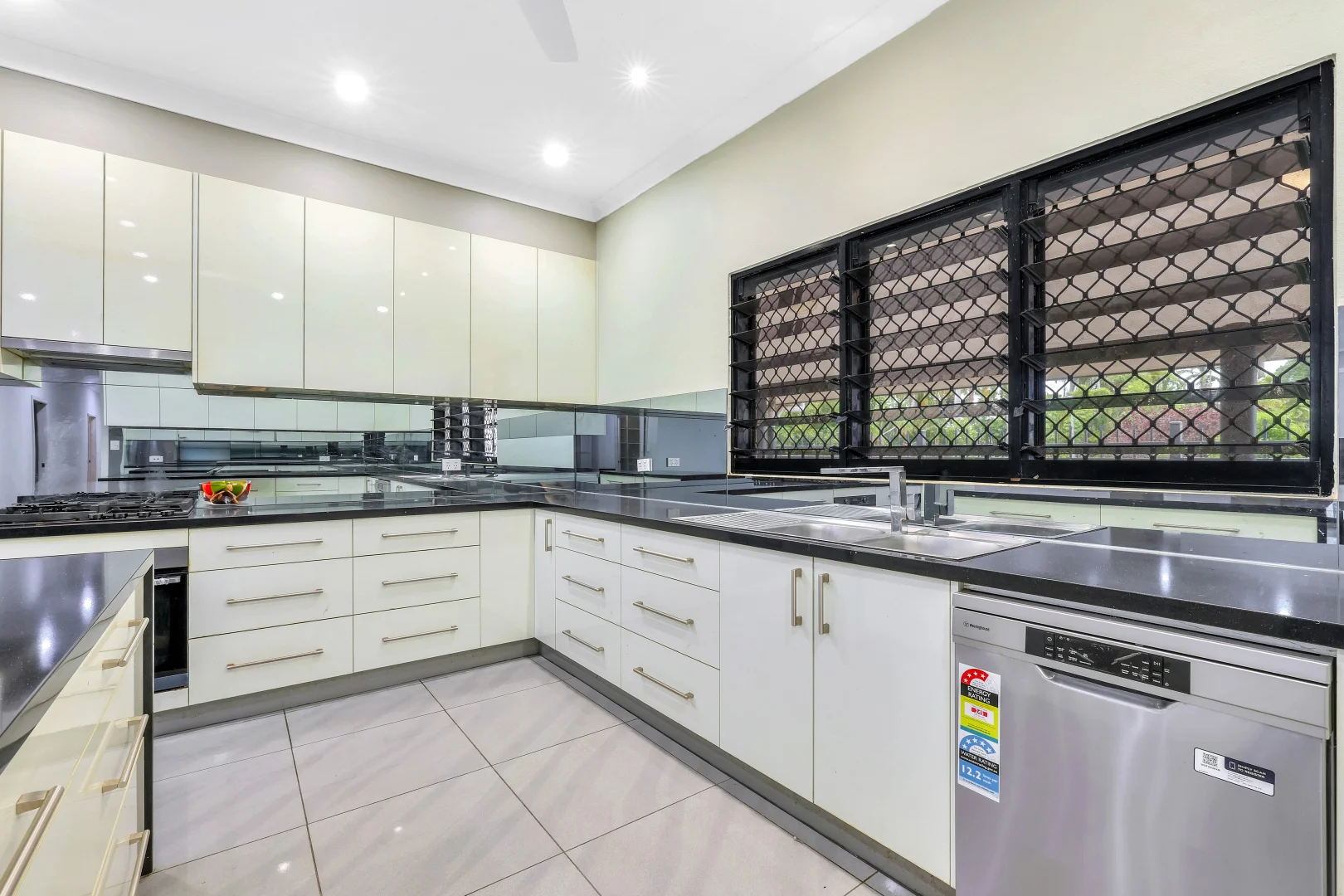 Additional image 7 of 30 Orchard Road, Coconut Grove NT 0810