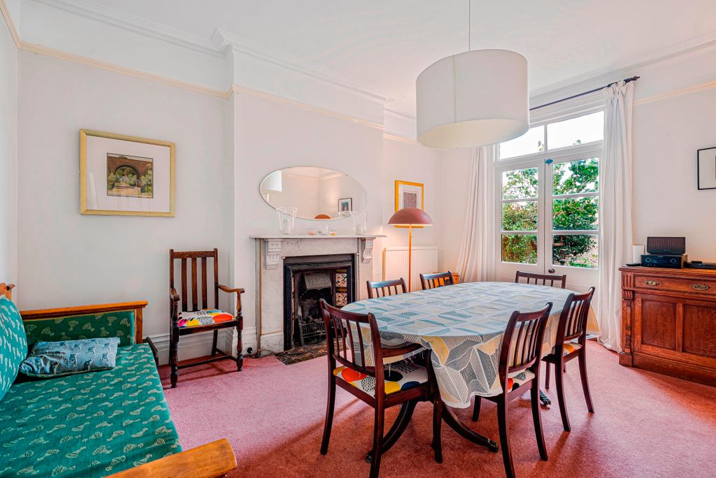 Additional image 6 of 6 bed semi-detached house to rentConduit Road, Bedford MK40