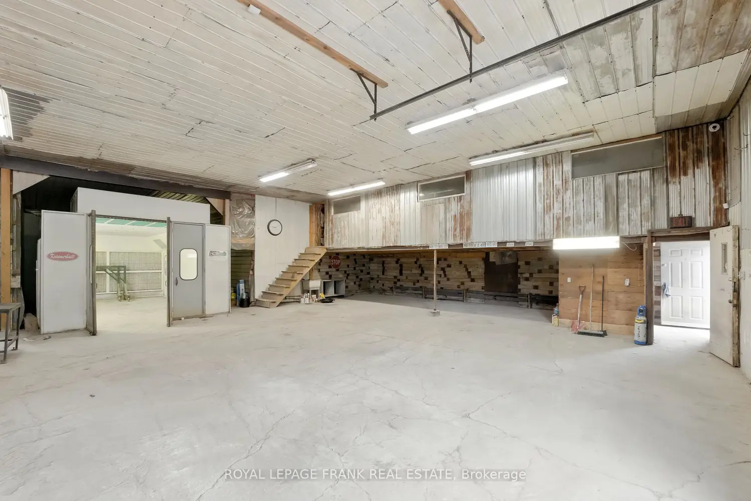 Additional image 18 of 274 Highway 35