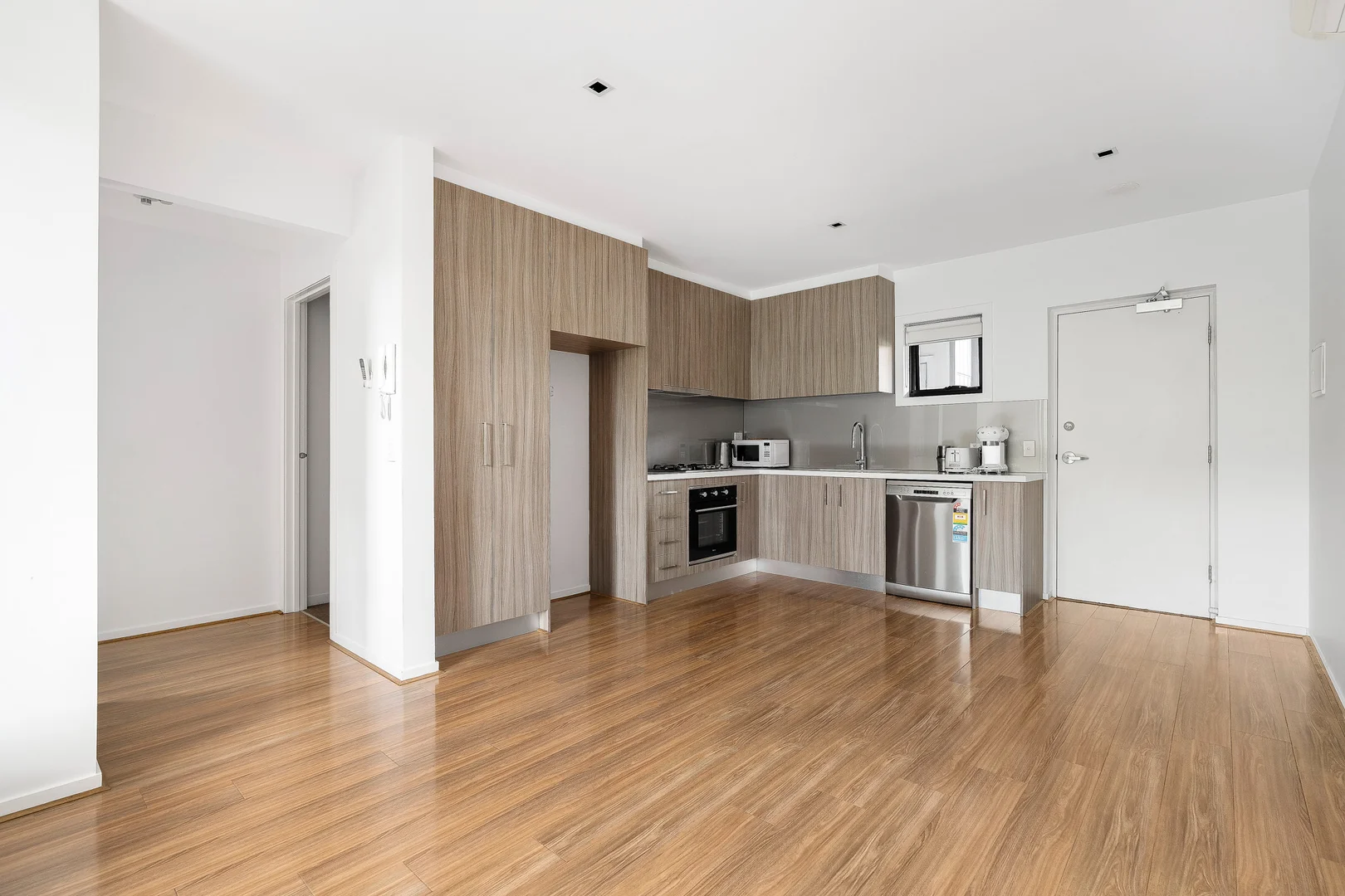 Additional image 4 of 10/80 Hopetoun Avenue, Brunswick West VIC 3055