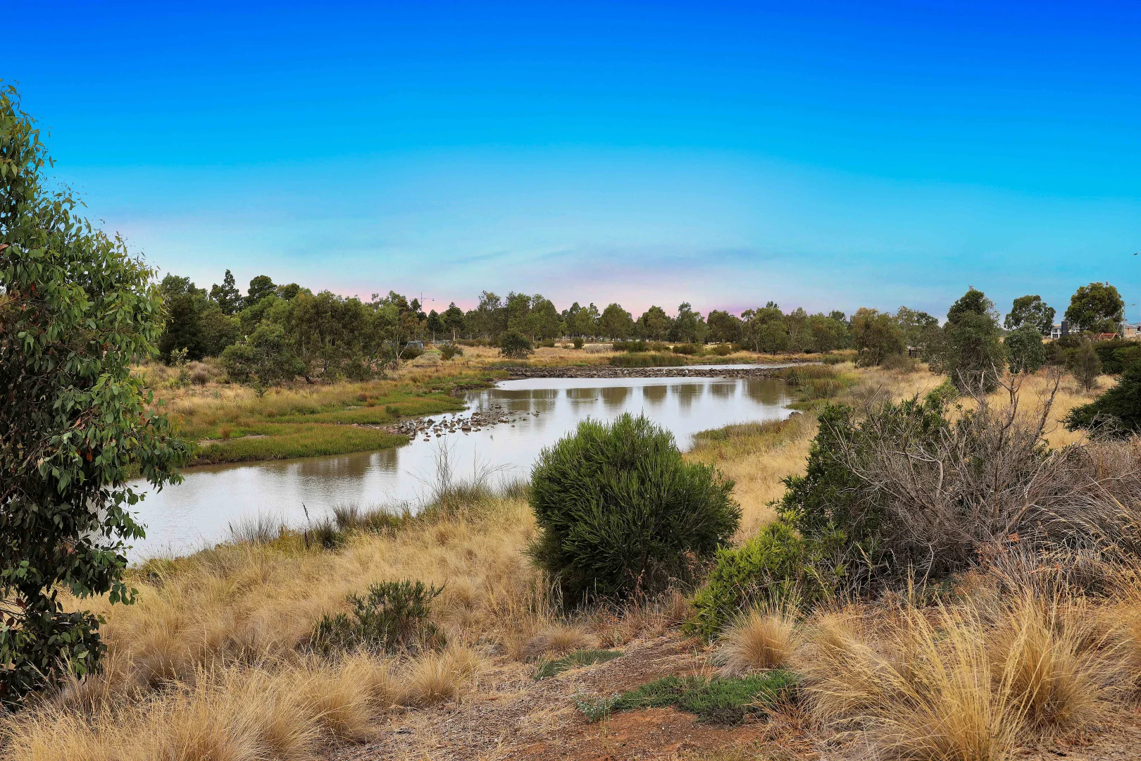 Additional image 19 of 5 Baikal Crescent, Manor Lakes VIC 3024