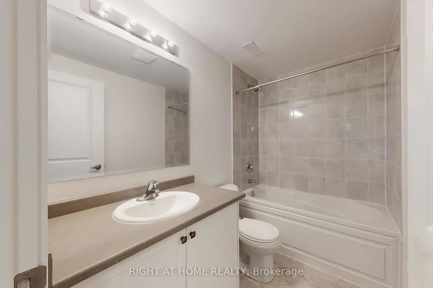 Additional image 16 of 258 Duncan Street