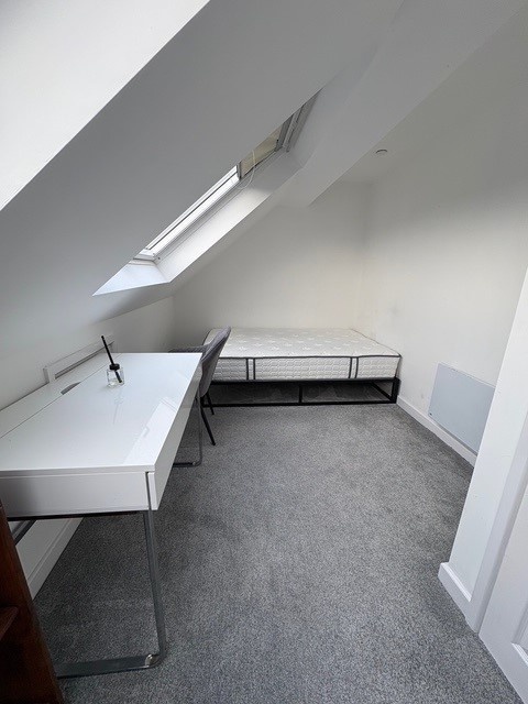 Additional image 18 of 4 Bed Semi-Detached House, Weare Court, BS1, N1 7GU