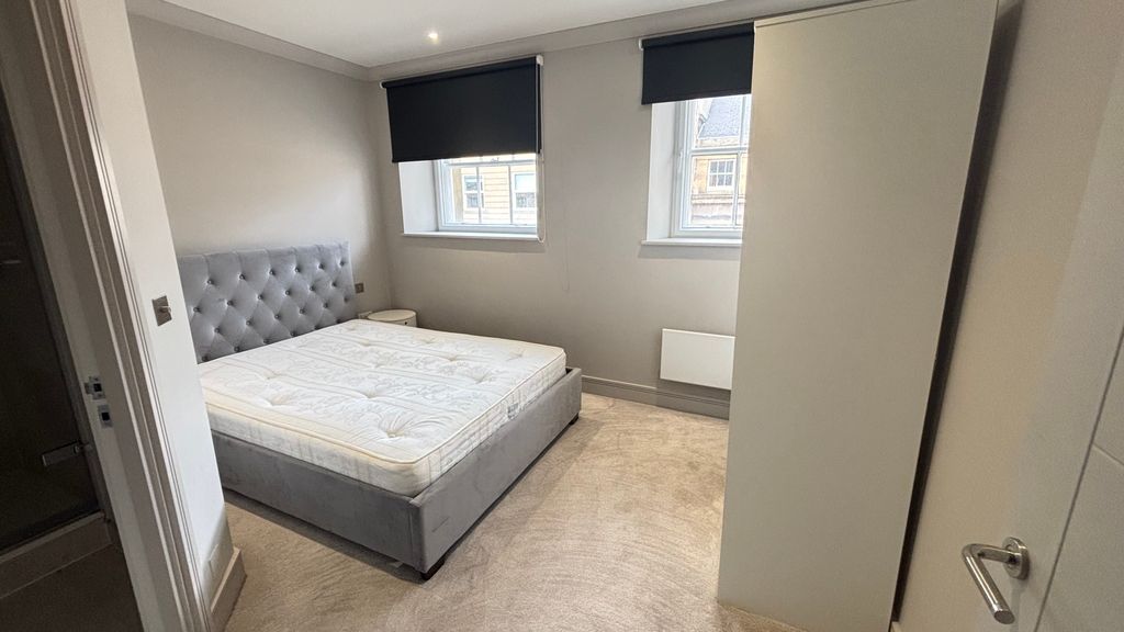 2 bed penthouse to rentPilgrim Chambers, Newcastle Upon Tyne NE1 photo 3
