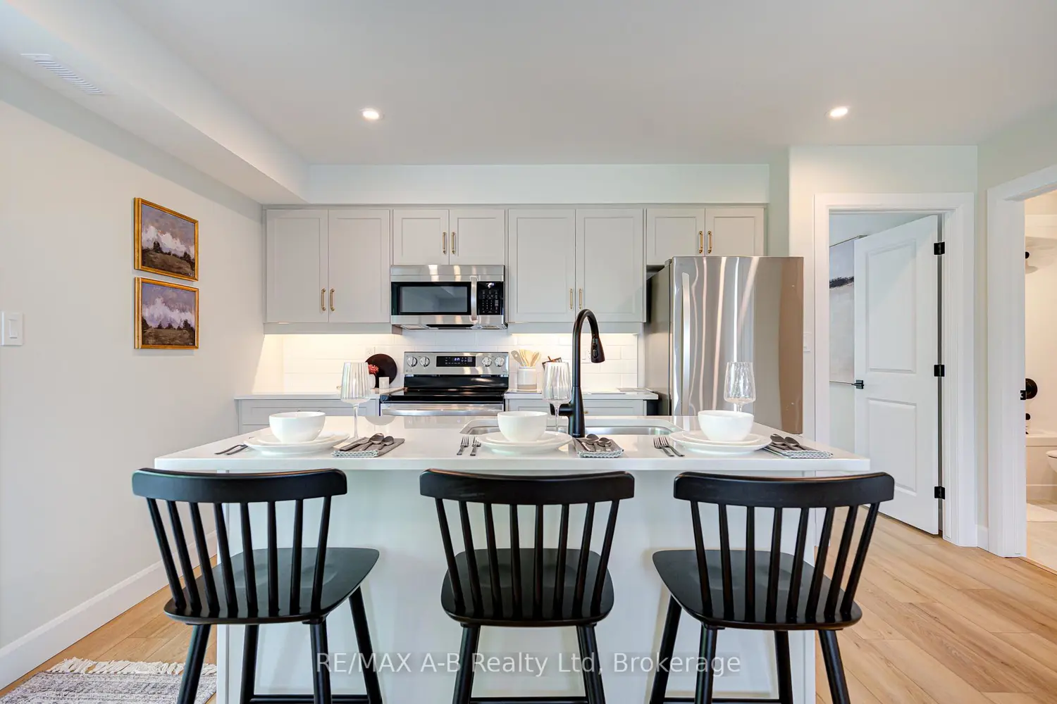 Additional image 3 of 428 Queen Street 5