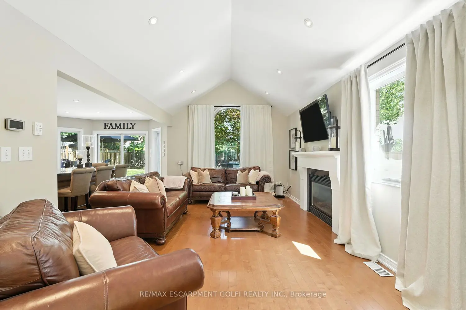 Additional image 5 of 2139 Bushtrail Court