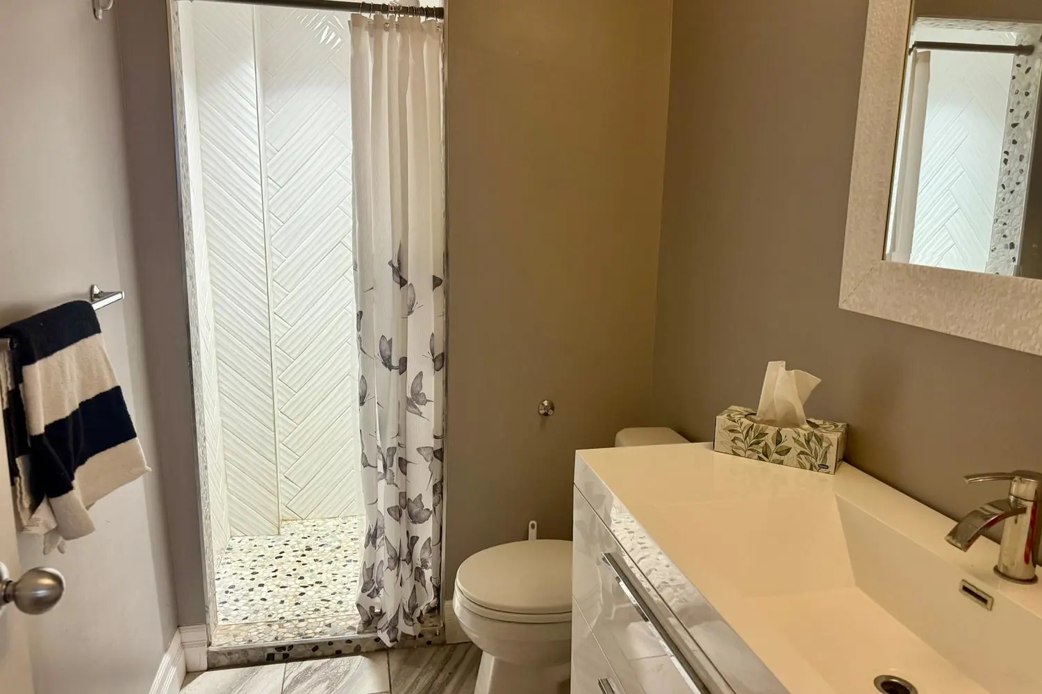 Additional image 8 of 582 9Th Street