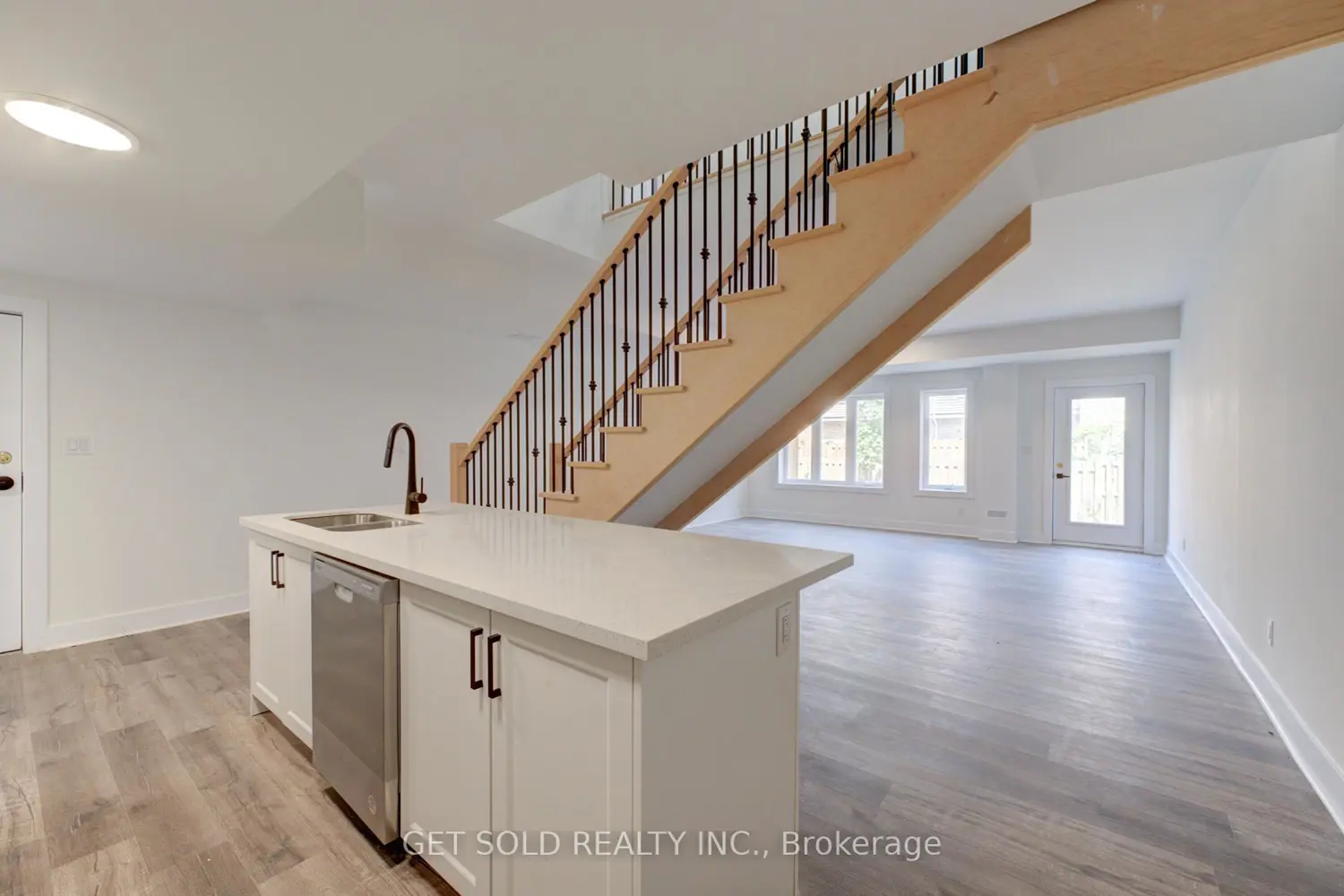 Additional image 8 of 6701 Thorold Stone Road 3