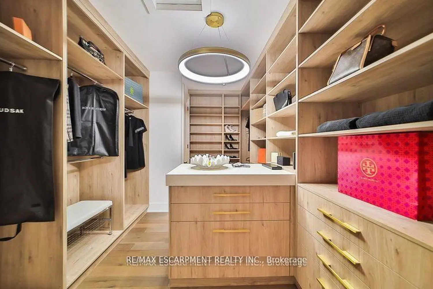 Additional image 10 of 2284 Sideroad 1