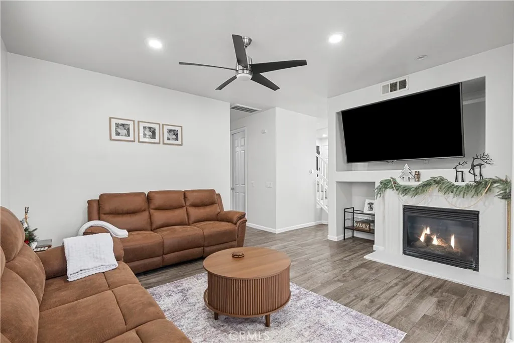 Additional image 49 of 19904 Holly Drive, Saugus, CA 91350