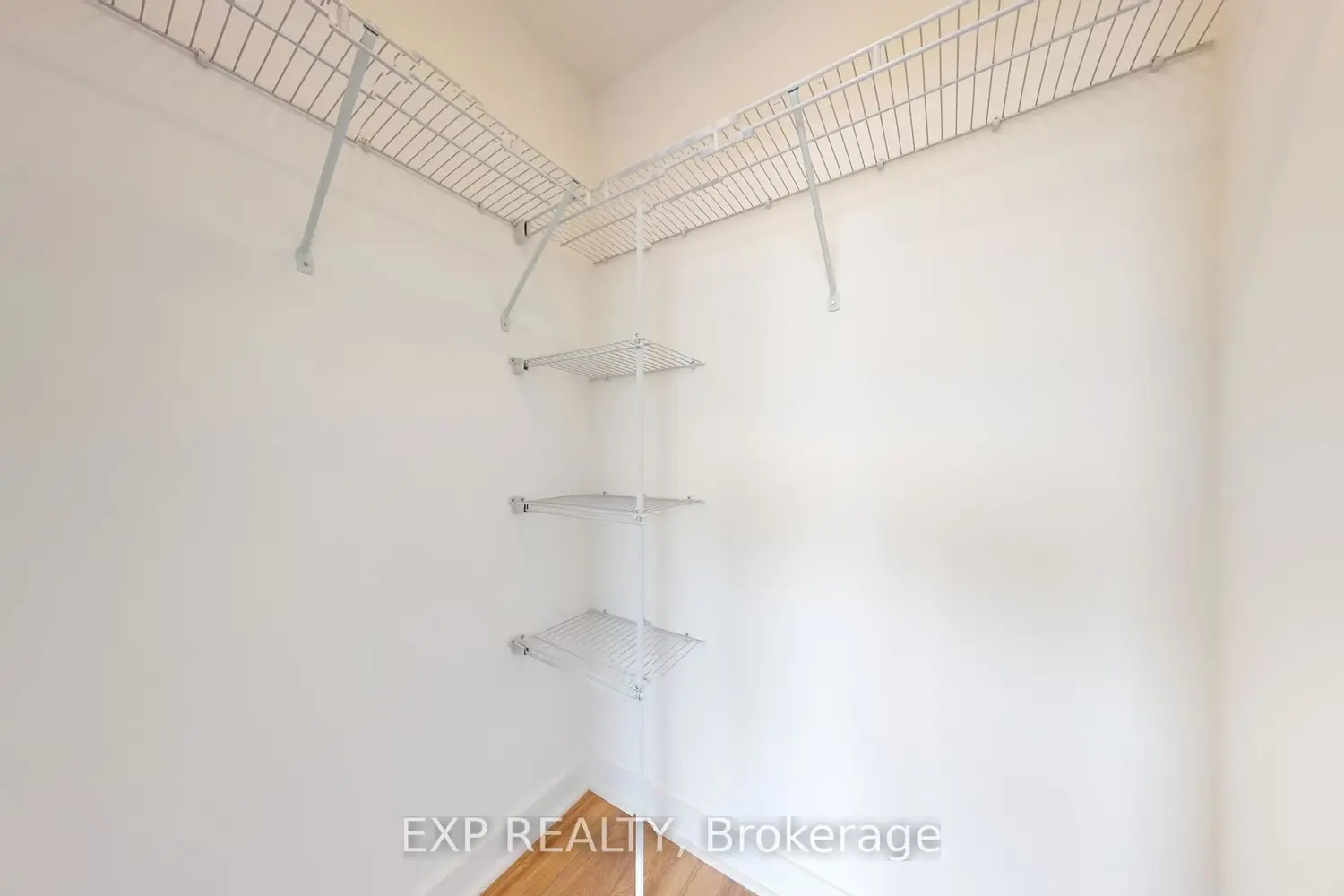 Additional image 17 of 2782 Barton Street 919