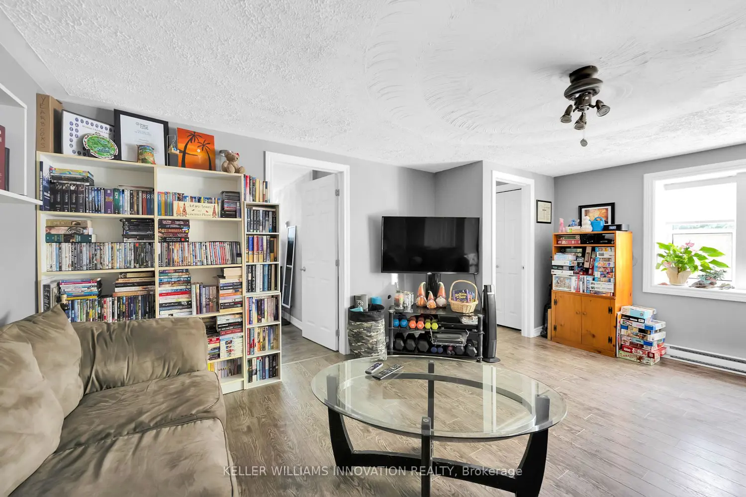 Additional image 5 of 4249 Academy Street