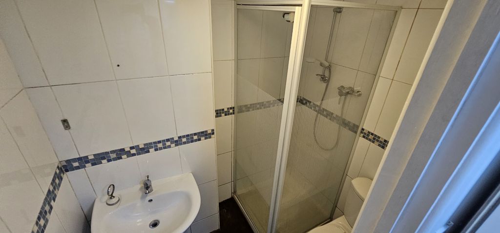 Additional image 10 of 6 bed semi-detached house to rentUnion Street, Luton LU1