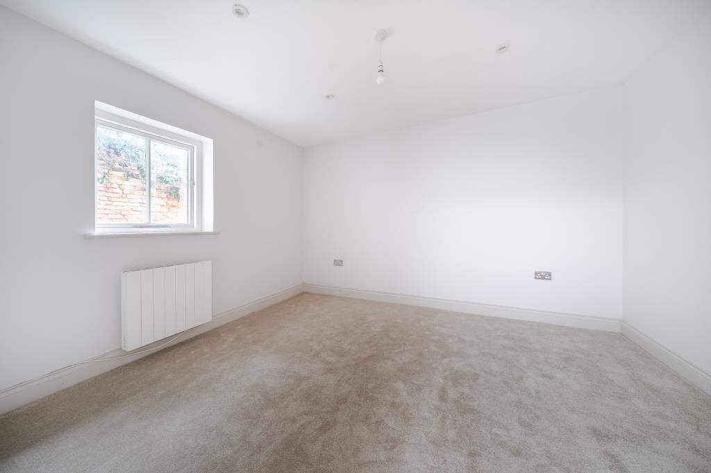 Additional image 13 of 2 bed flat to rentNewbury, Berkshire RG14