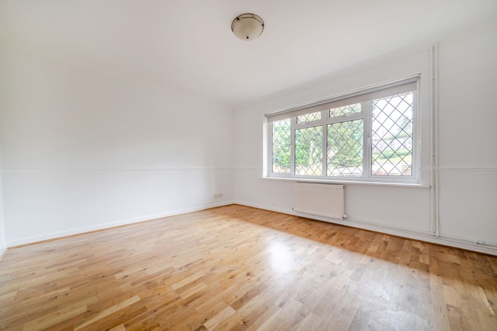 Additional image 6 of 5 bed detached house to rentNorton Park, Ascot SL5