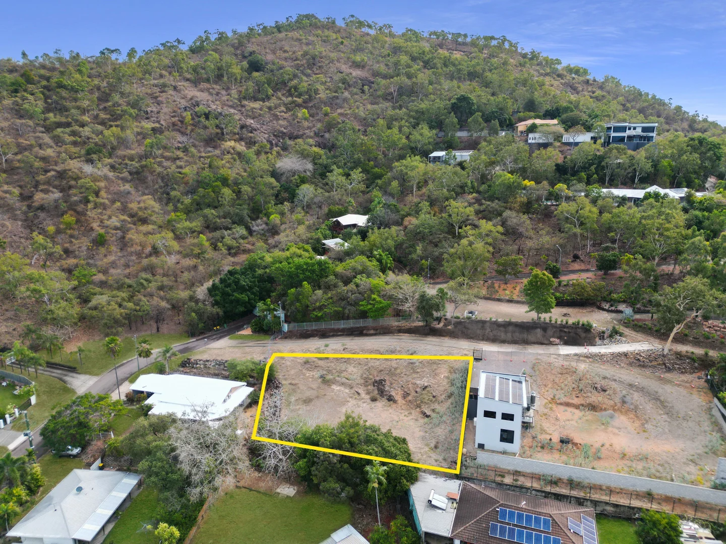 Additional image 3 of 81-83 Hastings Street, Mount Louisa QLD 4814