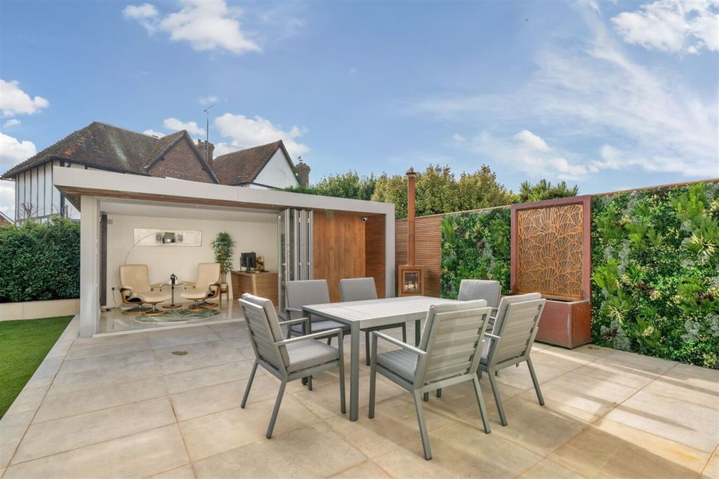 Additional image 25 of 5 bed detached house to rent6A, Limmard Way, Bognor Regis, West Sussex PO22