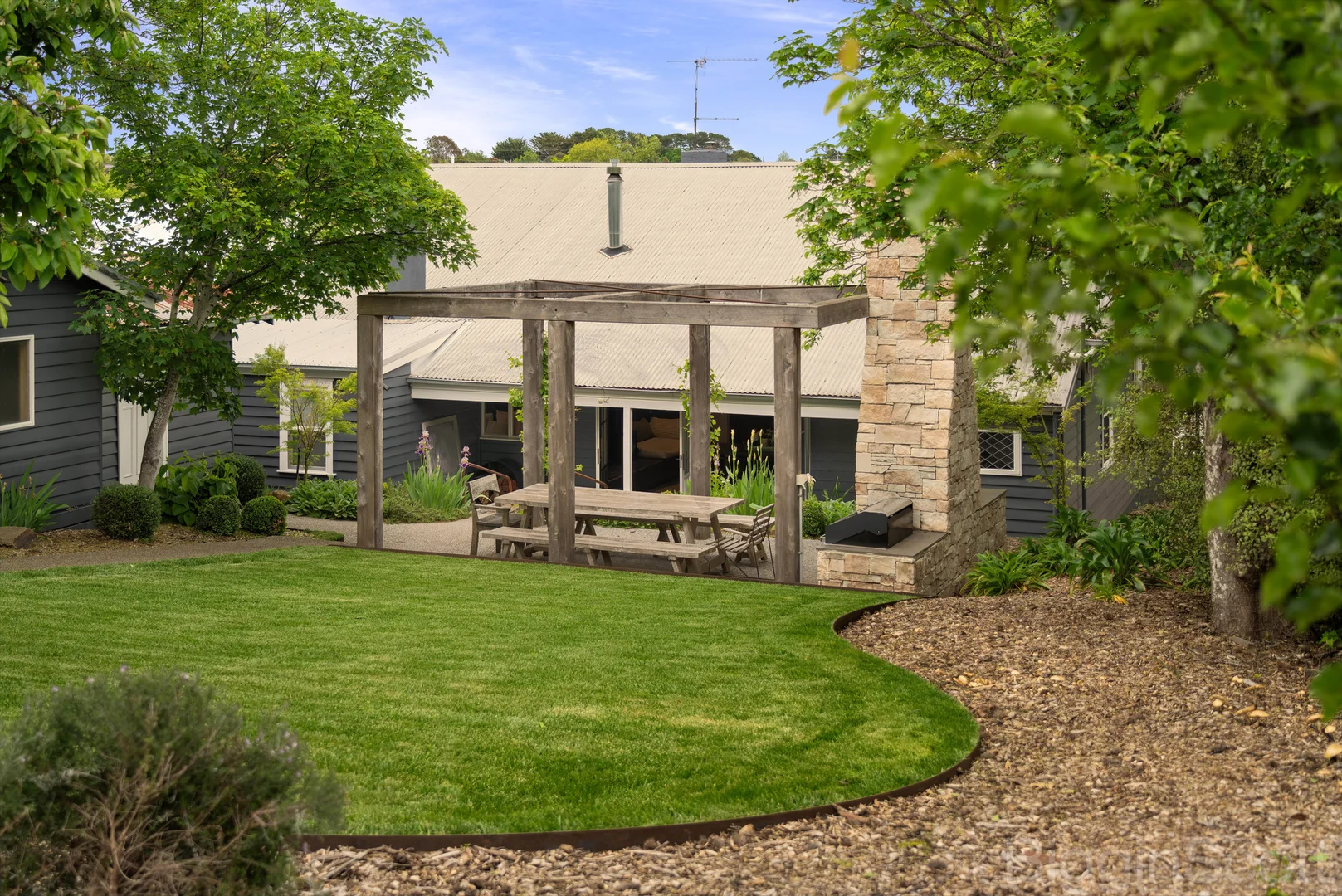 Additional image 23 of 10 Vincent Street North, Daylesford VIC 3460