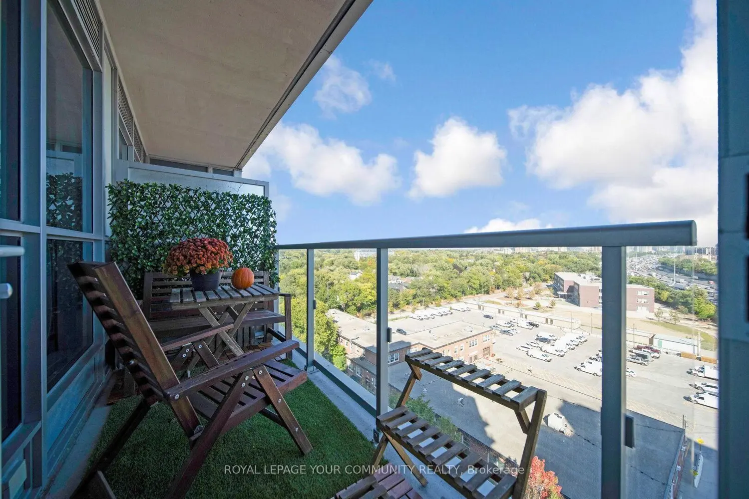 Additional image 15 of 120 Harrison Garden Boulevard 1129