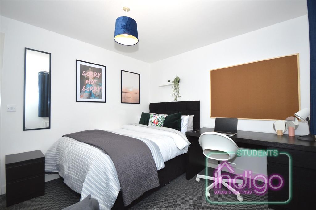Additional image 7 of 5 bed property to rentChervil Close, Newcastle ST5