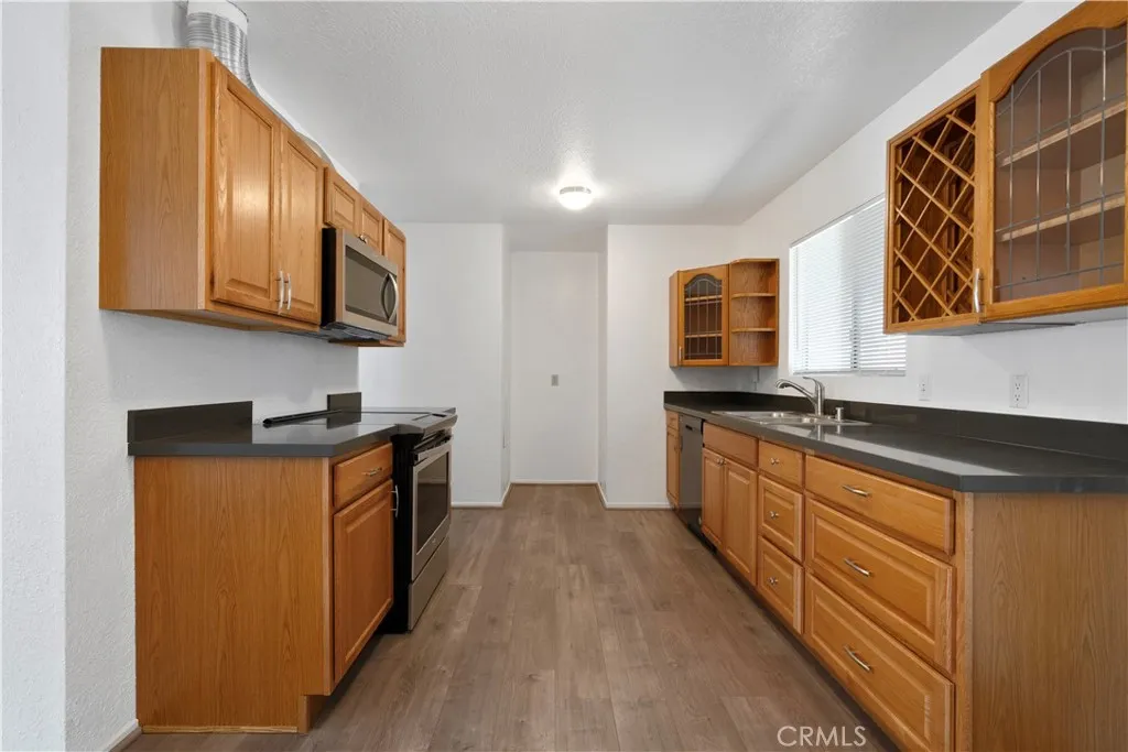 Additional image 43 of 1911 N Summit Ave, Pasadena, CA 91103