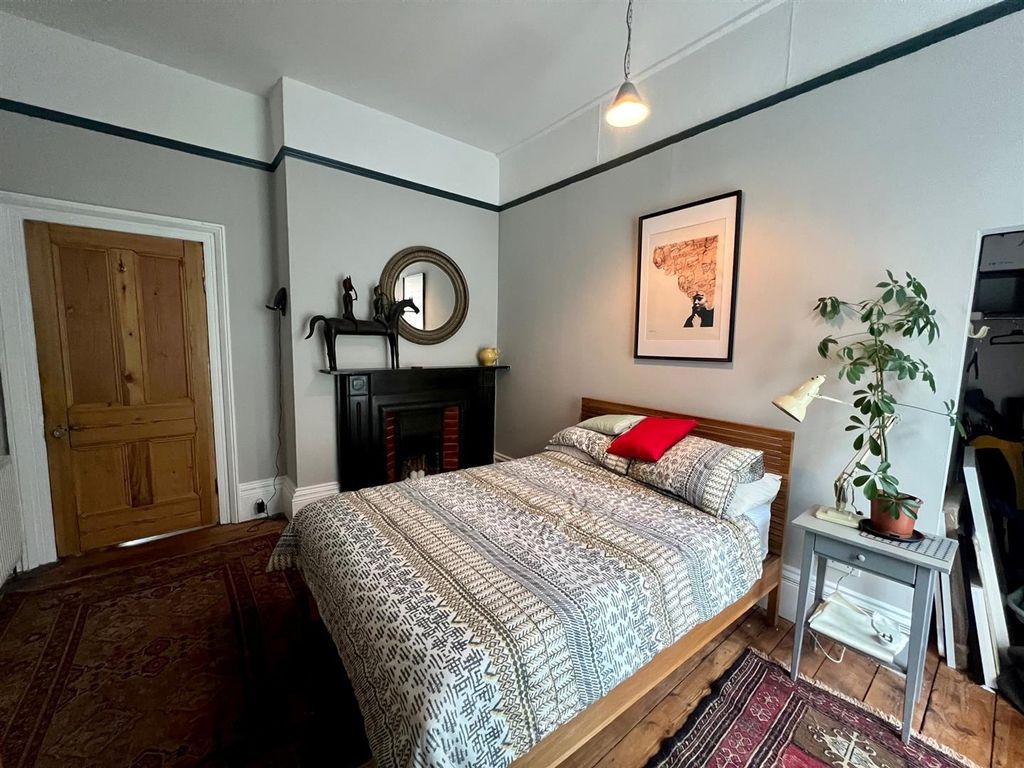Additional image 5 of 2 bed flat to rent12 Abbey Road, Malvern WR14