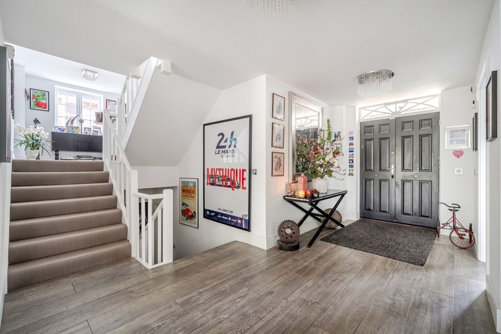 Additional image 30 of 5 bed detached house to rentPelling Hill, Old Windsor, Windsor SL4