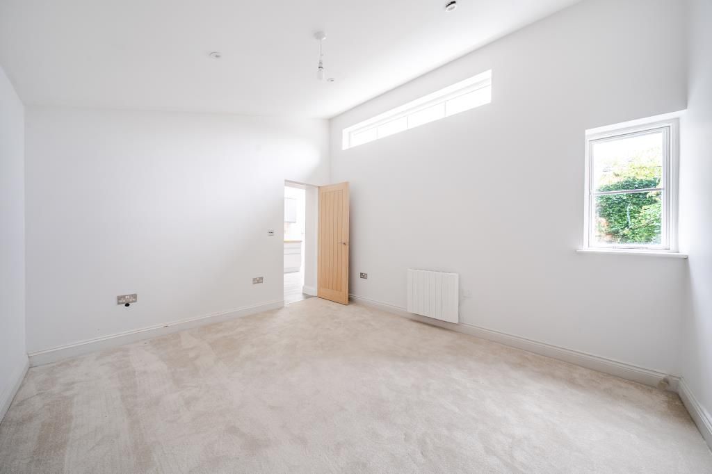 Additional image 8 of 2 bed flat to rentNewbury, Berkshire RG14