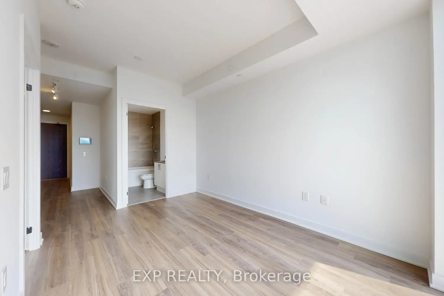 Additional image 8 of 2782 Barton Street 919