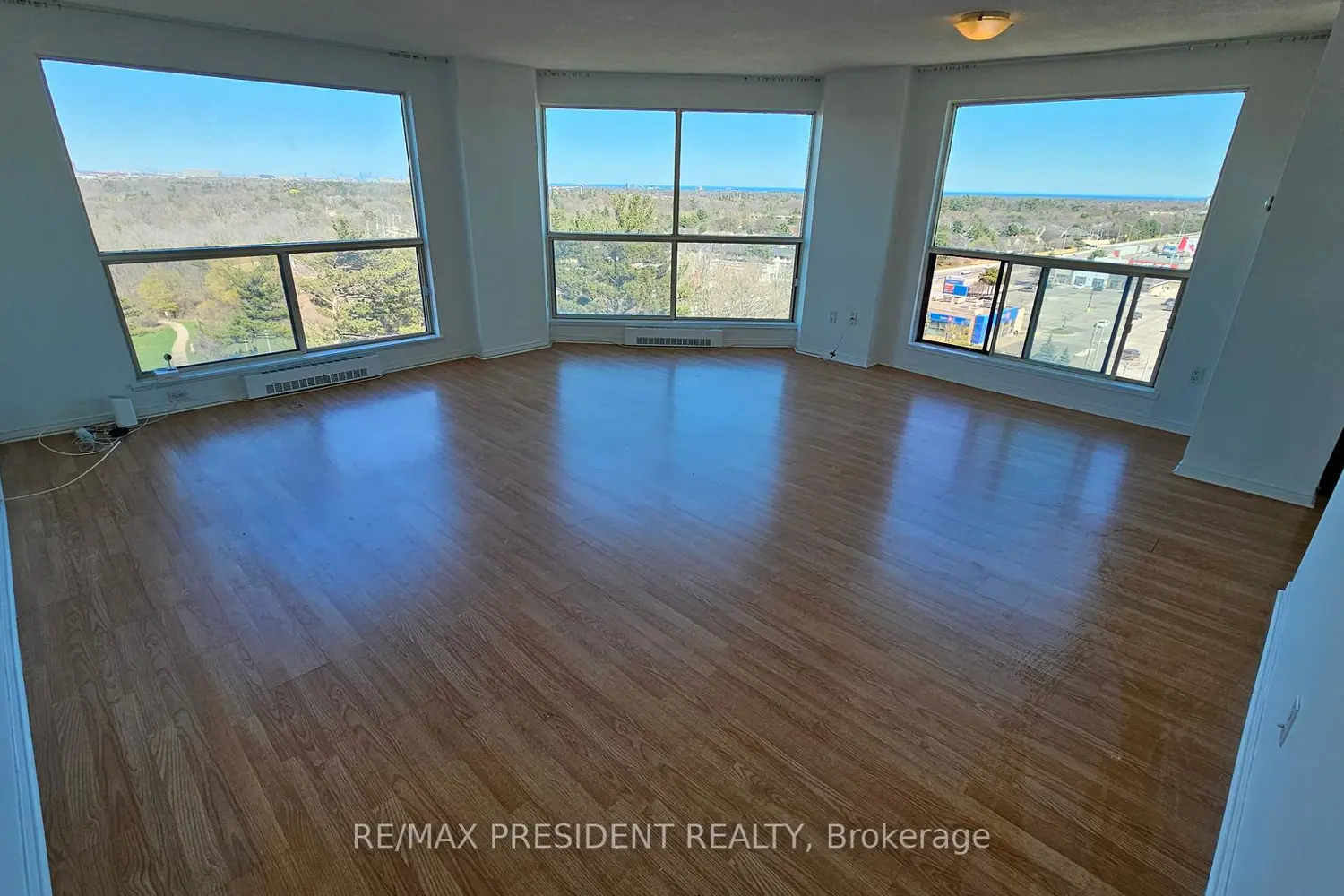 Additional image 16 of 2155 Burnhamthorpe Road 1103