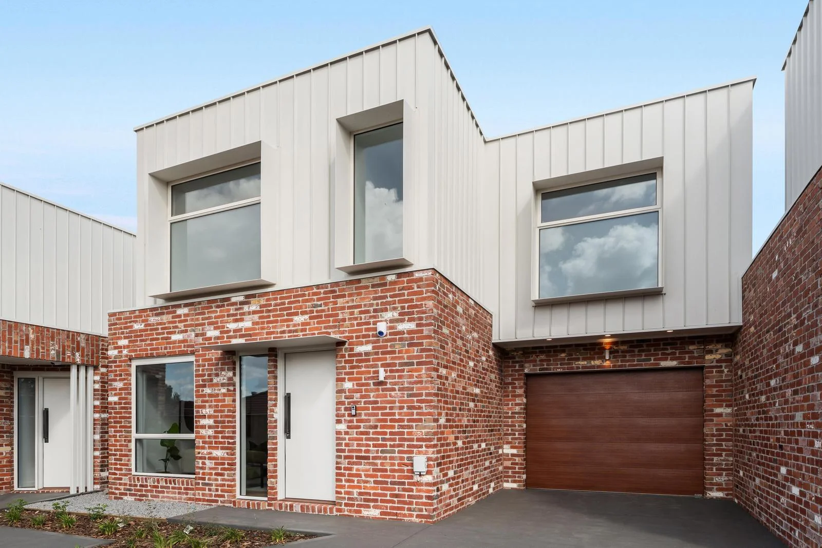 2/109 Cuthbert Road, Reservoir VIC 3073