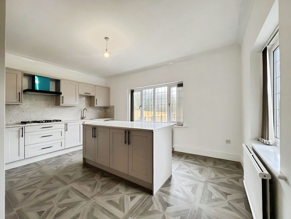 Additional image 2 of 3 bed detached house to rentHandforth Road, Wilmslow, Cheshire SK9