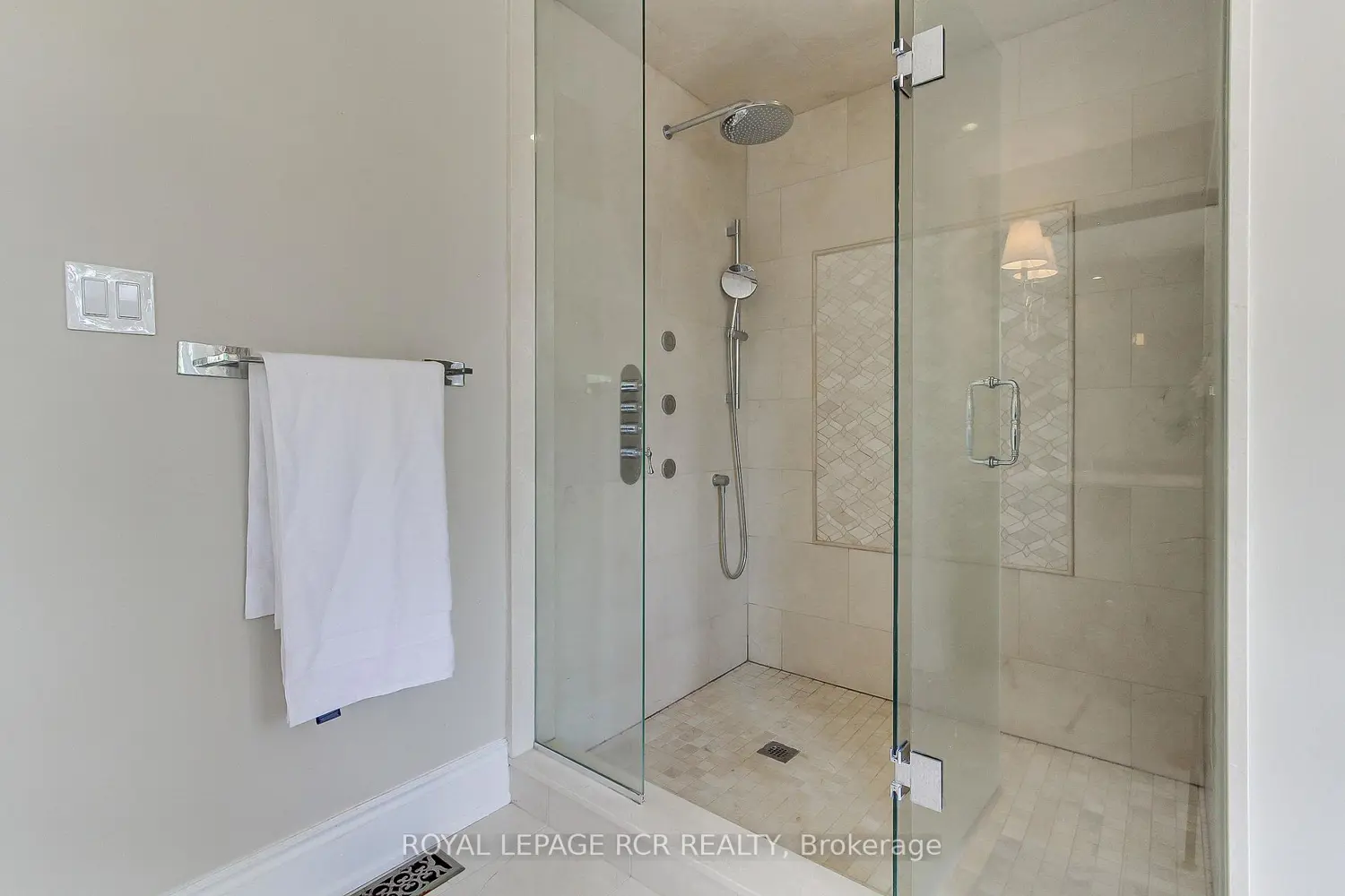 Additional image 13 of 646 Brooker Ridge