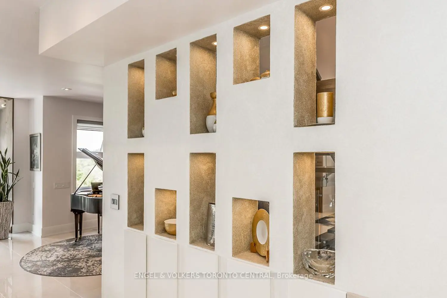 Additional image 7 of 16 Valleycrest Drive