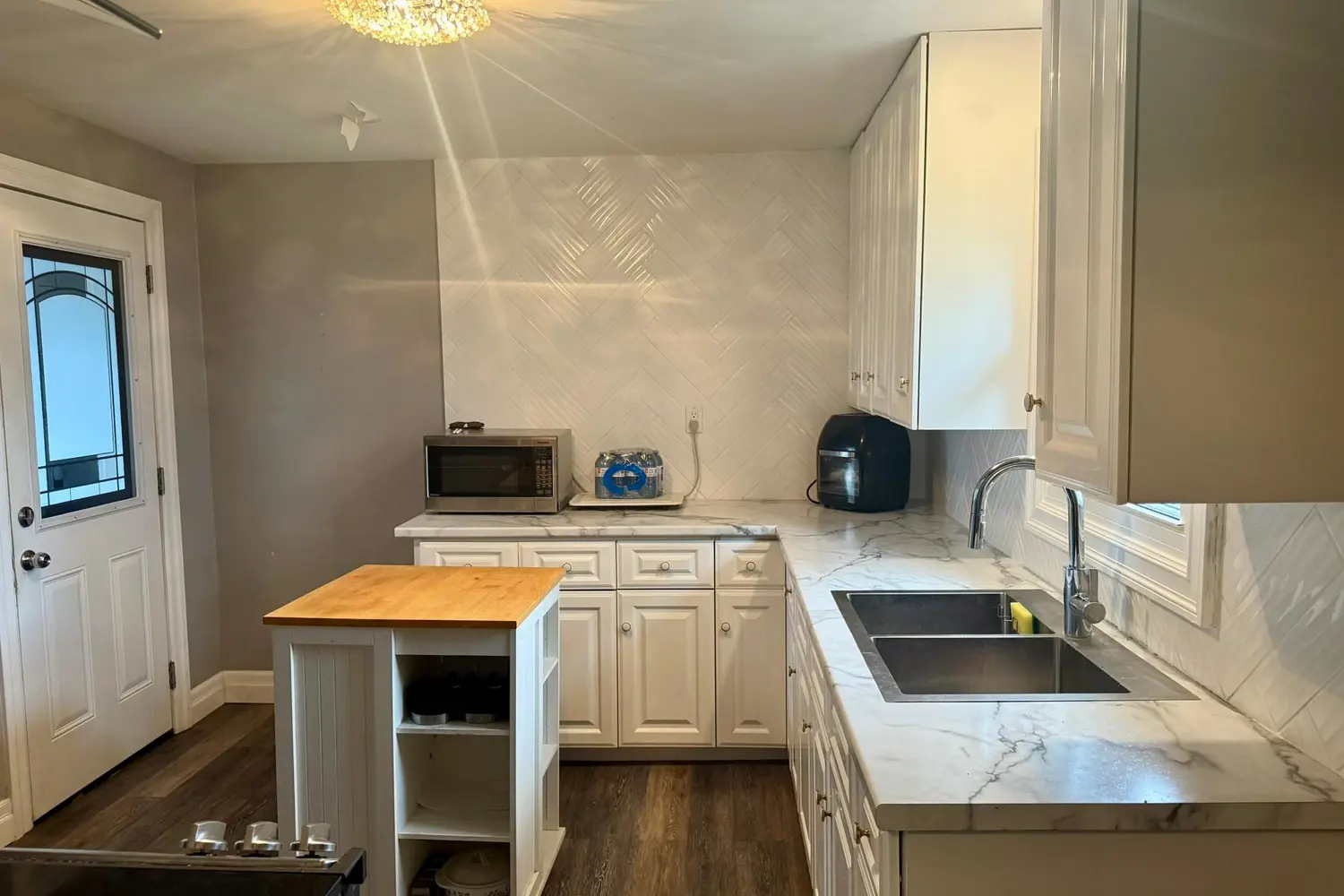 Additional image 5 of 582 9Th Street