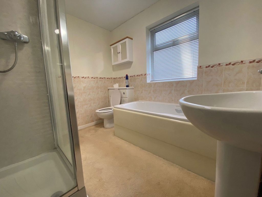 Additional image 8 of 3 bed semi-detached house to rentMerton Road, Malvern, Worcestershire WR14