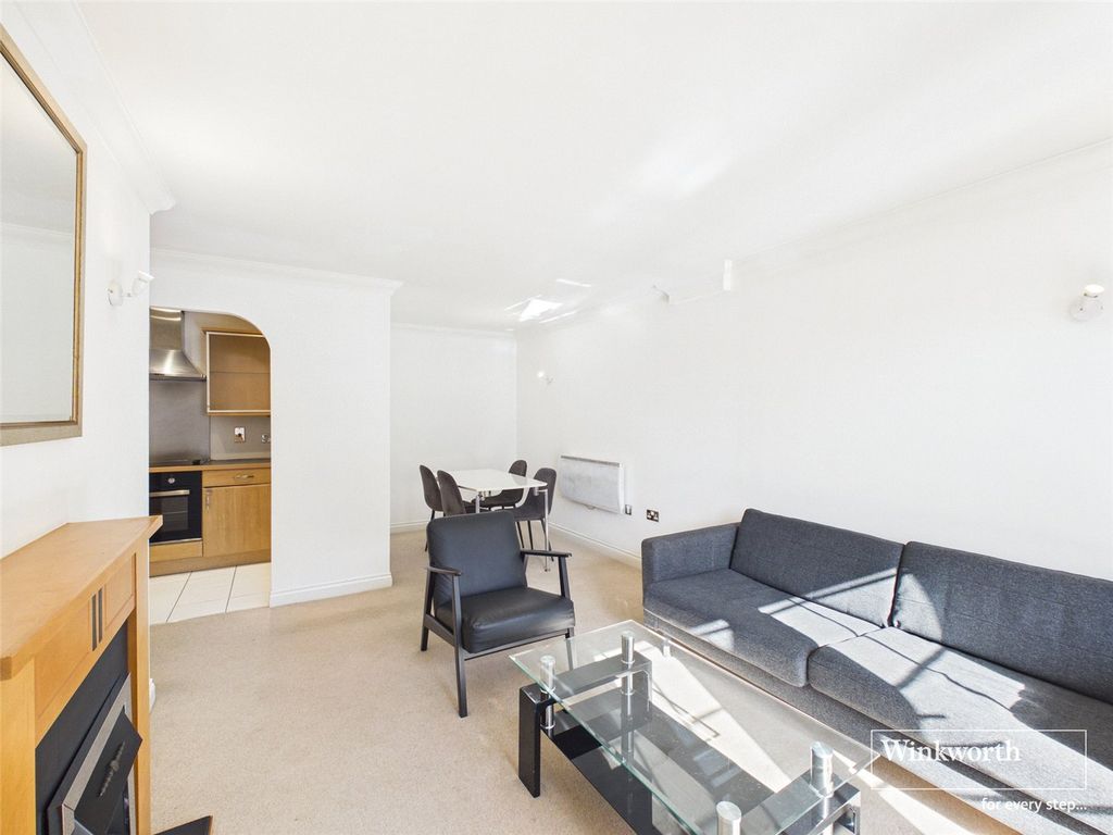 Additional image 5 of 3 bed flat to rentRiverside House, Fobney Street, Reading, Berkshire RG1